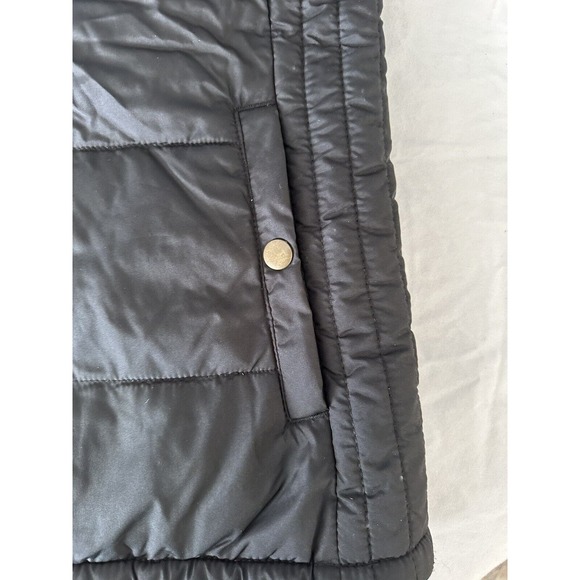 Old Navy Puffer Vest Jacket, Black Size Medium Zip Up Quilted Fleece inside - Picture 3 of 13